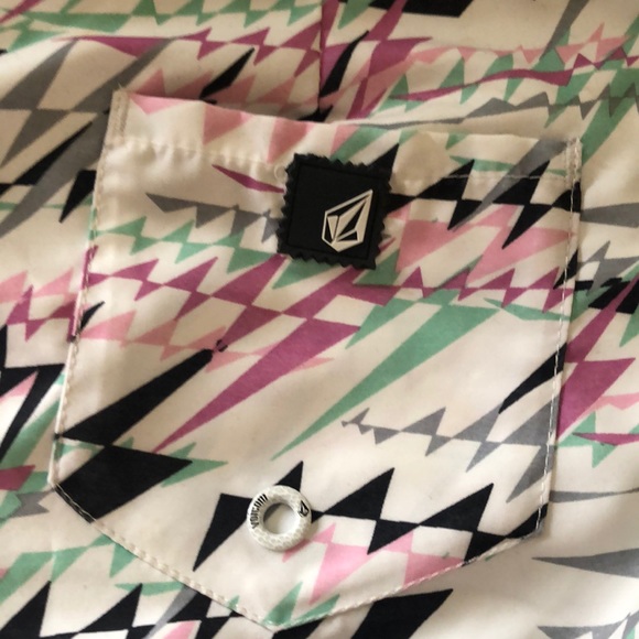 Miss Mad Volcom Shorts - Picture 5 of 8